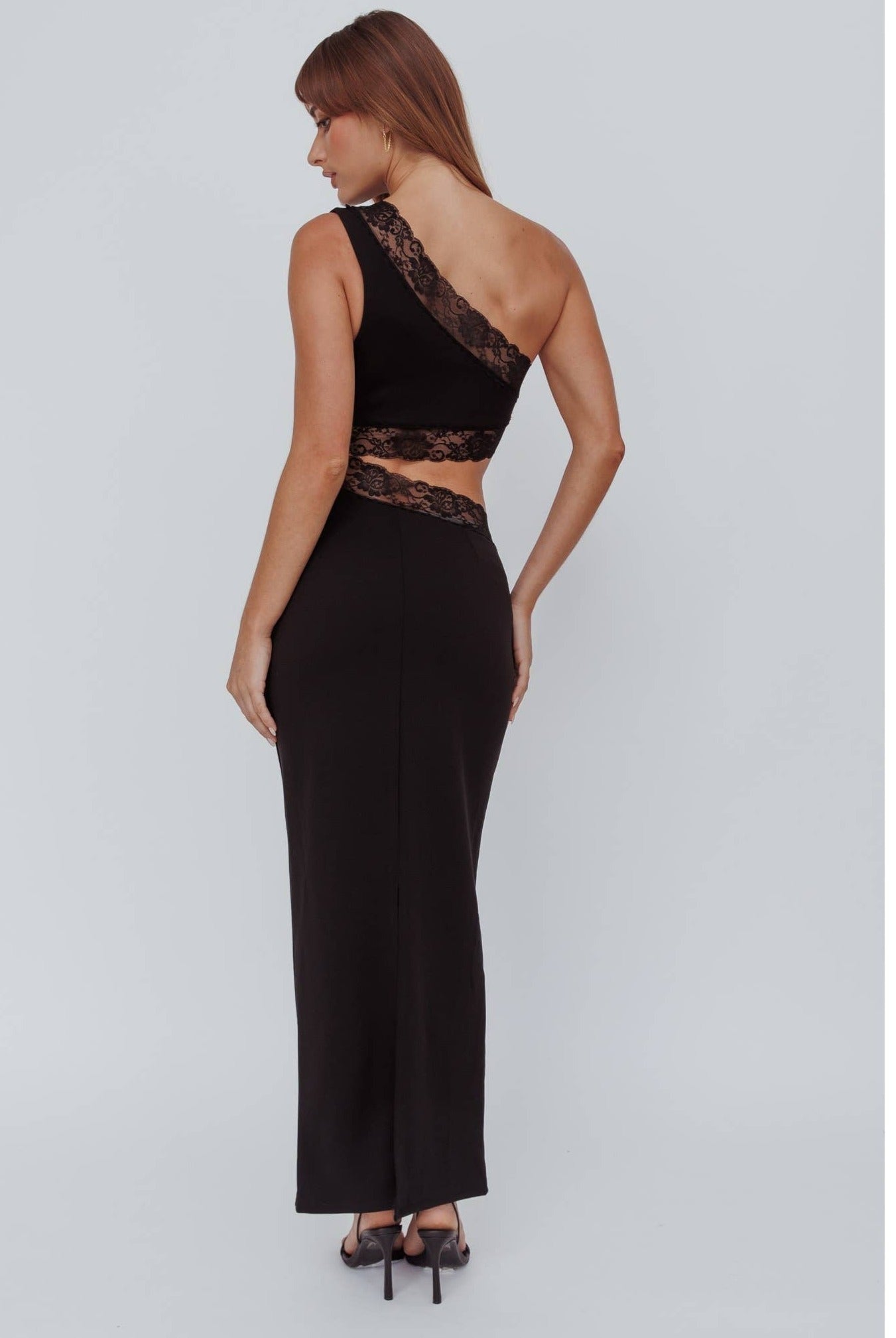 One shoulder lace maxi Black / M One shoulder lace maxi Black / M